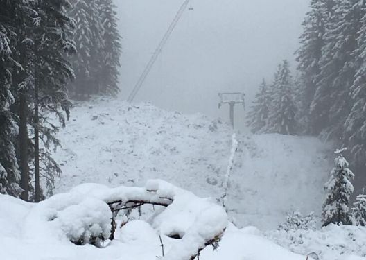 Klaunzer Seilbahnen | Seilbahn im Nebel